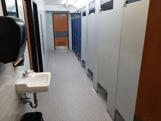 Standard Oda, 1 Tek Kişilik Yatak, Ortak Banyo