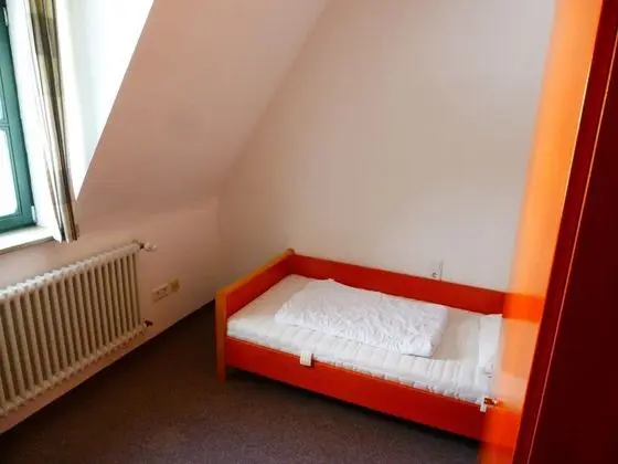 Tek Kişilik Oda, Ortak Banyo