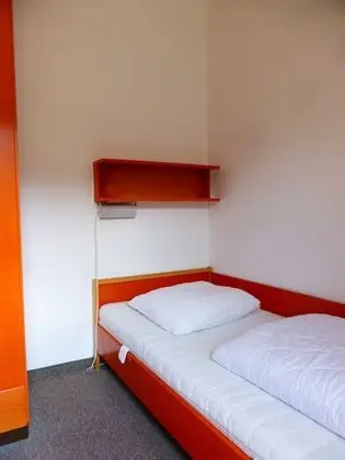Tek Kişilik Oda, Ortak Banyo