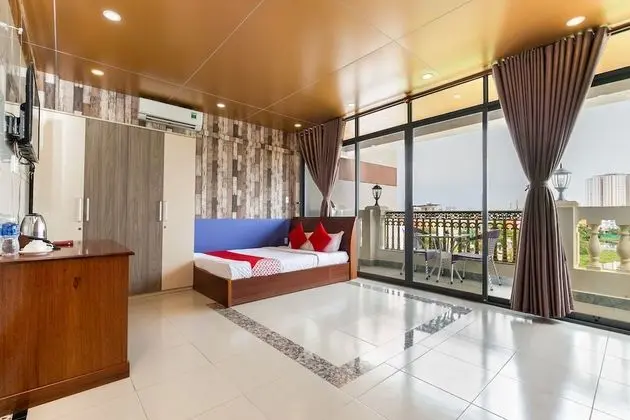 Deluxe Tek Büyük Yataklı Oda