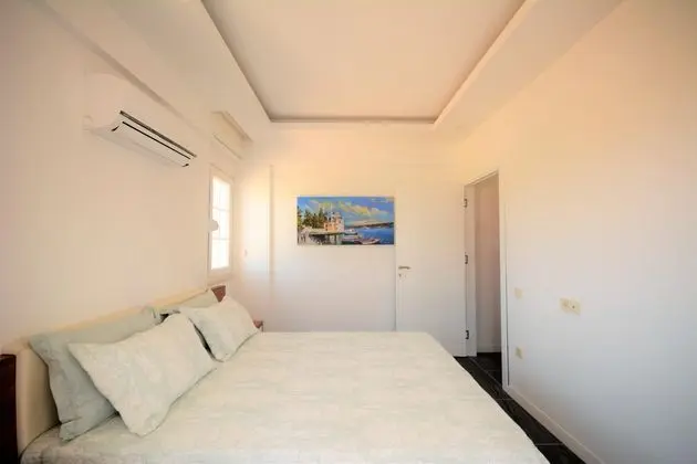 Sweet Home 12 Blue