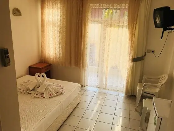 Standard Tek Büyük veya İki Ayrı Yataklı Oda