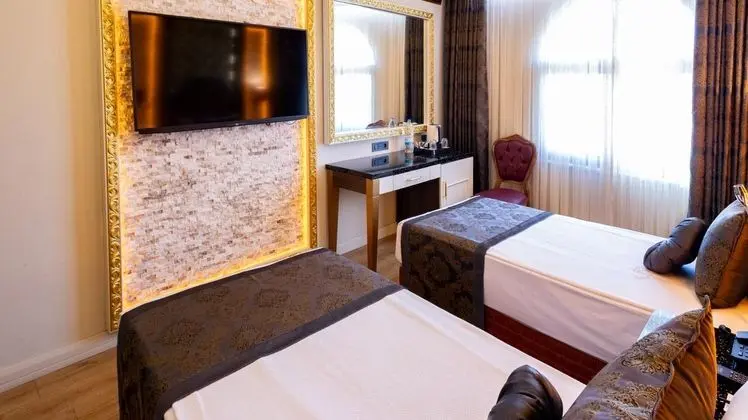 Deluxe İki Ayri Yatakli Oda