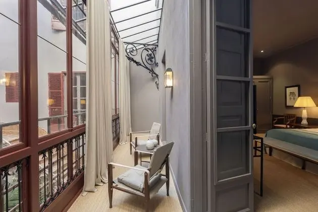 Junior Süit (Gallery)