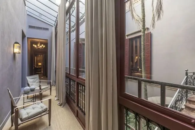 Junior Süit (Gallery)