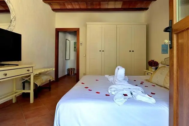 1 Çift Kişilik Veya 2 Tek Kişilik Yatak Standard