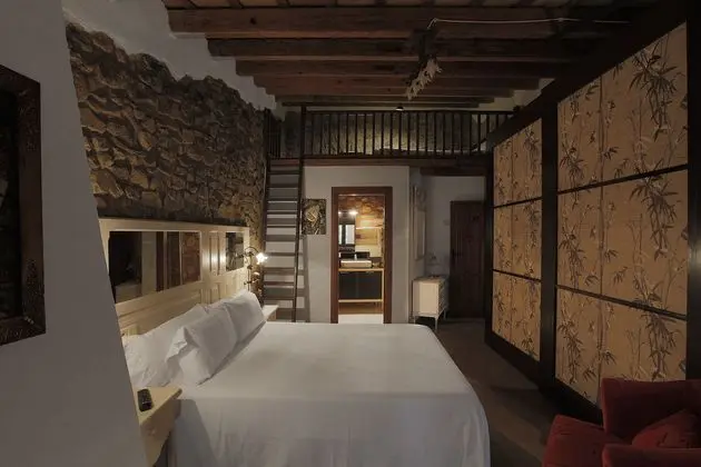 1 Çift Kişilik Veya 2 Tek Kişilik Yatak Superior