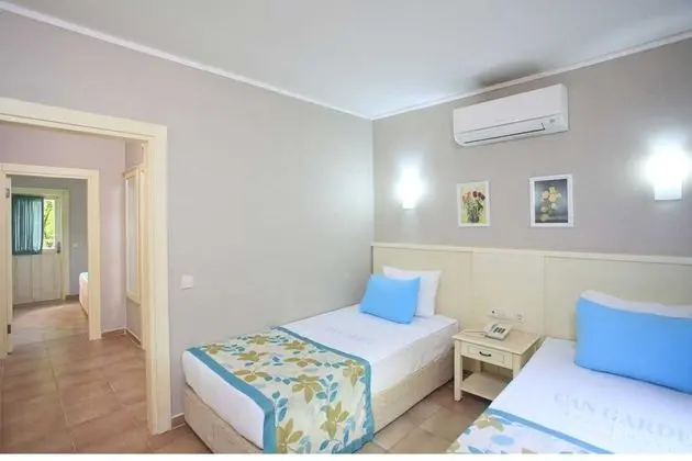 https://imagessl.etstur.com/files/images/hotelImages/TR/92973/l/Can-Garden-Beach-Oda-140034.jpg