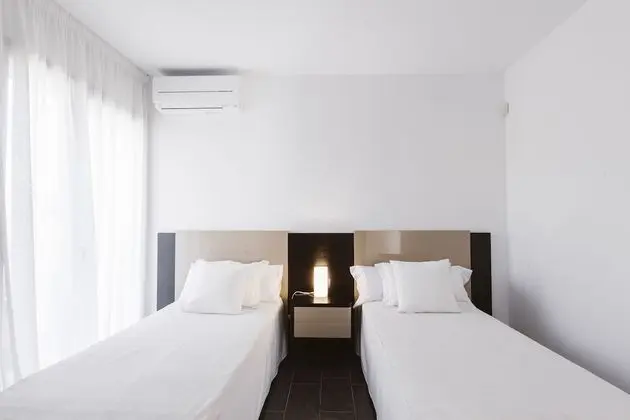 Villa, 4 Yatak Odası (Villa Moderna con Piscina)