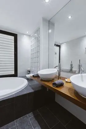 Villa, 4 Yatak Odası (Villa Moderna con Piscina)