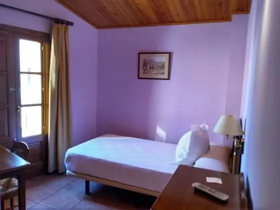 Basic Büyük Yataklı Tek Kişilik Oda, 1 Yatak Odası