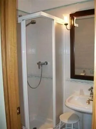 Basic Büyük Yataklı Tek Kişilik Oda, 1 Yatak Odası