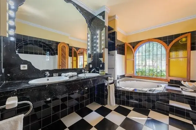 City Villa, 5 Yatak Odası, Kişiye Özel Havuzlu