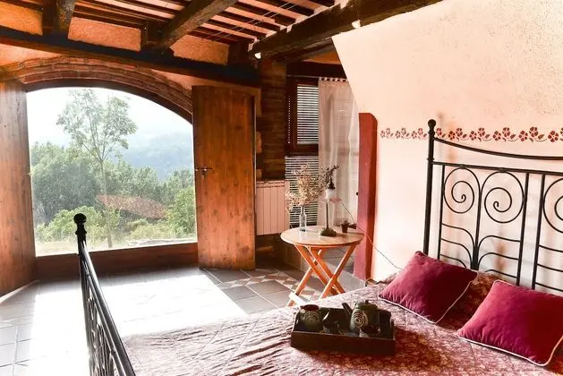 Üç Kişilik Oda, Bahçeli (Del huerto)