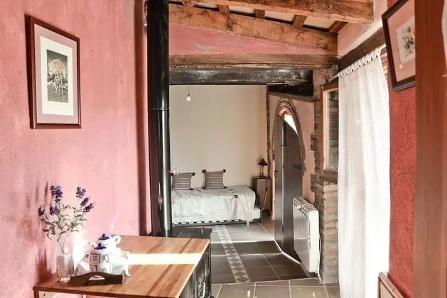 Üç Kişilik Oda, Bahçeli (Del huerto)