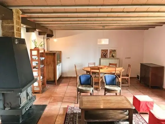 Üç Kişilik Oda, Bahçeli (Del huerto)