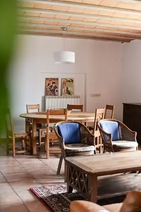 Üç Kişilik Oda, Bahçeli (Del huerto)