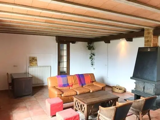 Üç Kişilik Oda, Bahçeli (Del huerto)