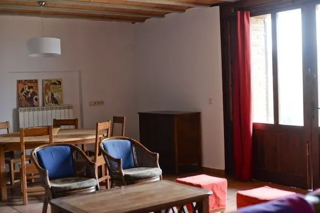 Üç Kişilik Oda, Bahçeli (Del huerto)