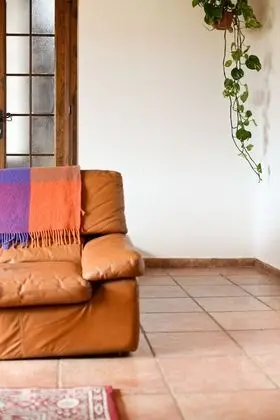 Üç Kişilik Oda, Bahçeli (Del huerto)