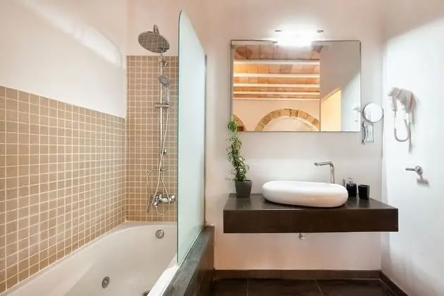Design Tek Büyük veya İki Ayrı Yataklı Oda