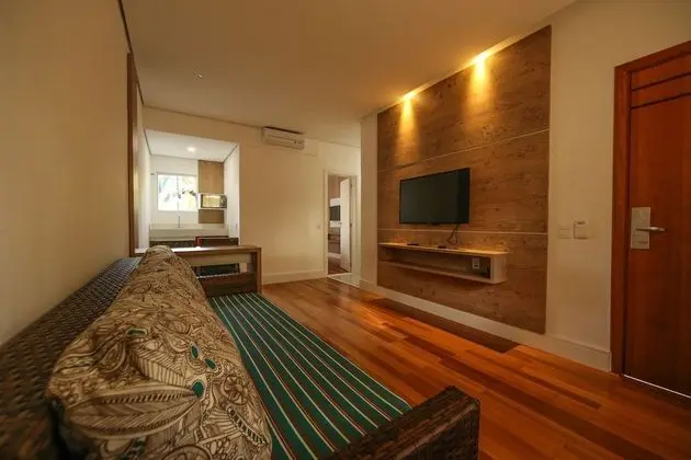 Family Suite Single