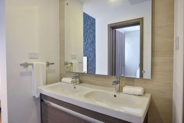 2 BR Apt - 209