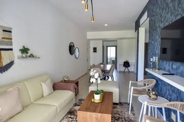 2 BR Apt - Garden 101