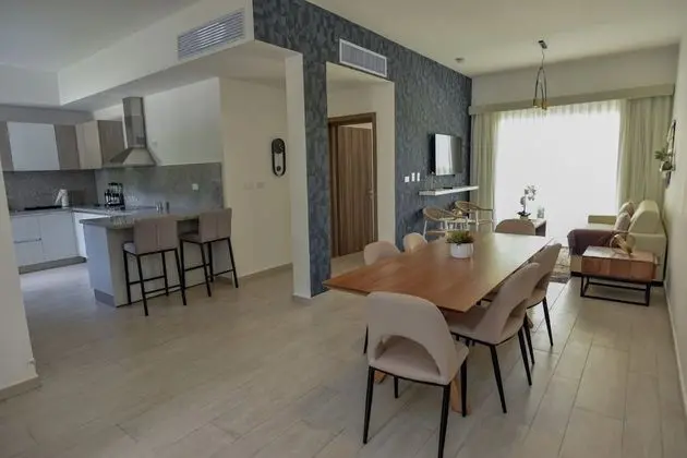 2 BR Apt - Garden 101