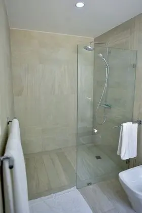 2 BR Apt - Garden 101
