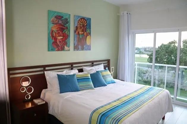 2 BR Apt Rooftop - 307