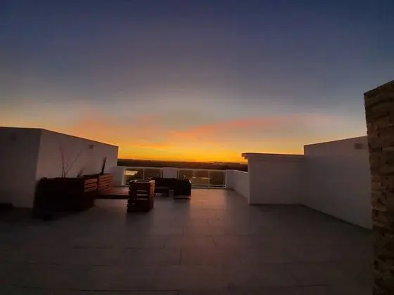2 BR Apt Rooftop - 307