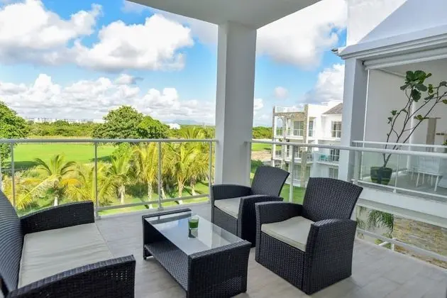 2 BR Apt Rooftop - 307
