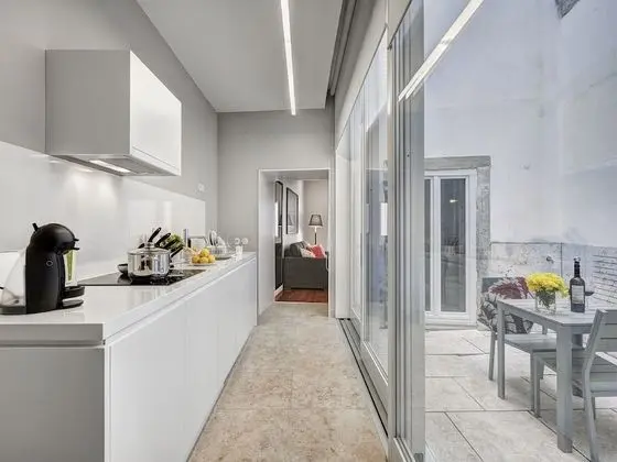 Superior Apart Daire, 1 Yatak Odası, Küçük Mutfak, Şehir Manzaralı