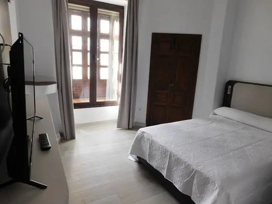 Tek Büyük Yataklı Oda