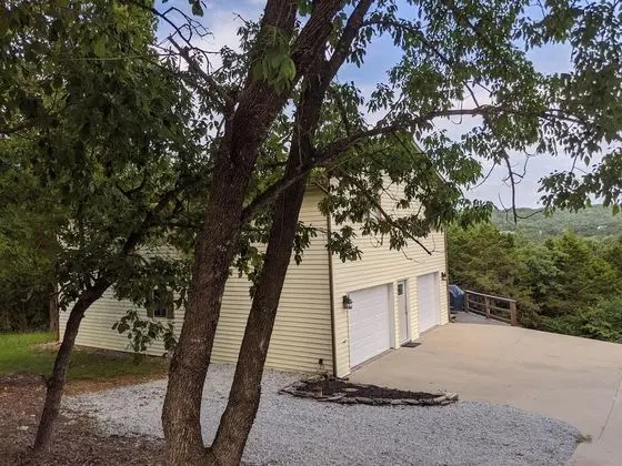 Ev (Canaan Point - LAKESIDE Trail to Lake)