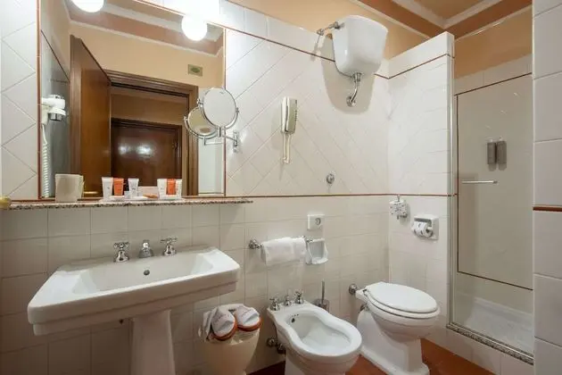 Standard Oda, 2 Tek Kişilik Yatak, Sigara İçilebilir