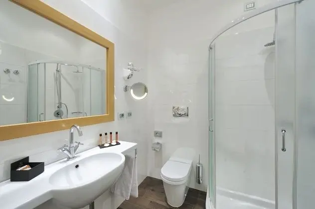 Tek Büyük veya İki Ayrı Yataklı Oda