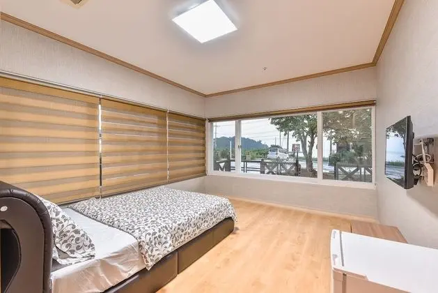 Tek Büyük Yataklı Oda (A)