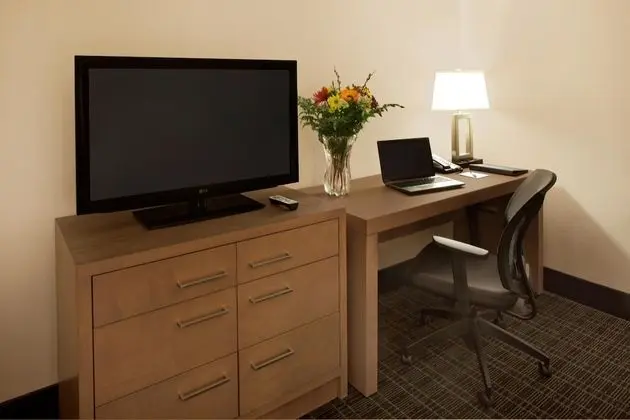 Oda, 1 Büyük (Queen) Boy Yatak, Sigara İçilmez