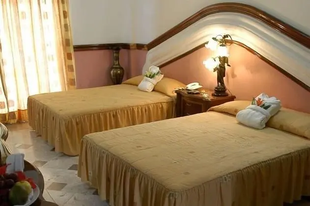 Junior Room, 2 Doble Beds