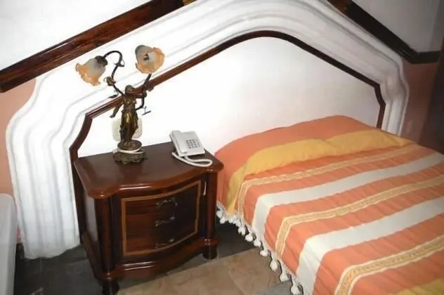 Oda, 1 Çift Kişilik Yatak