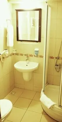 Triple, Şehir Manzaralı