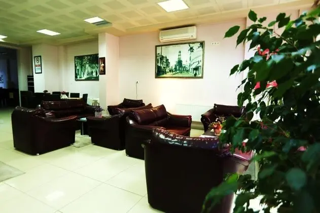 Triple, Şehir Manzaralı