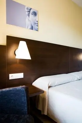Tek Büyük Yataklı Oda (with Extra Bed)