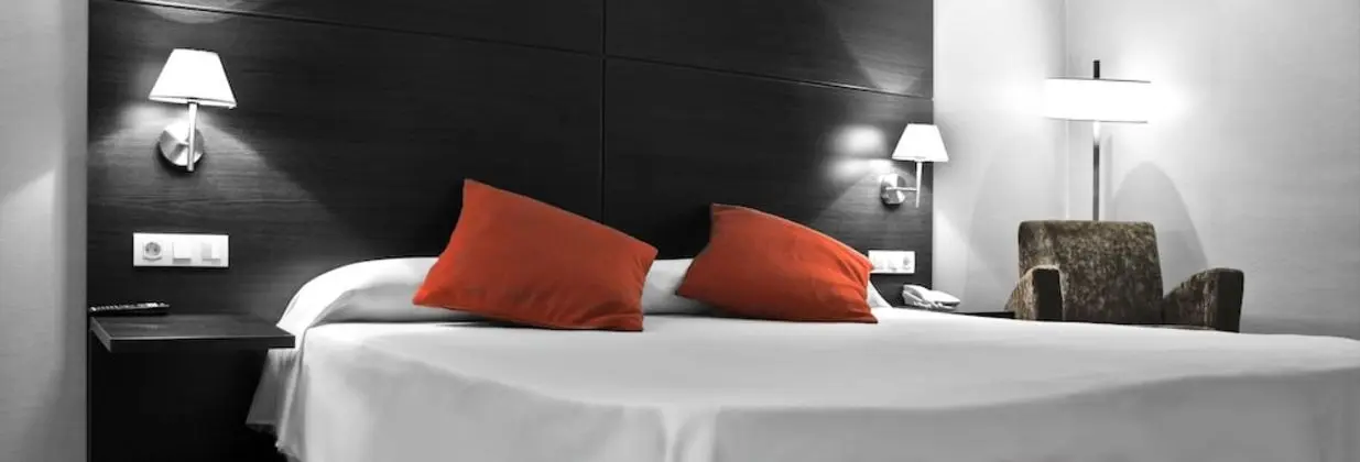 Tek Büyük Yataklı Oda (with Extra Bed)