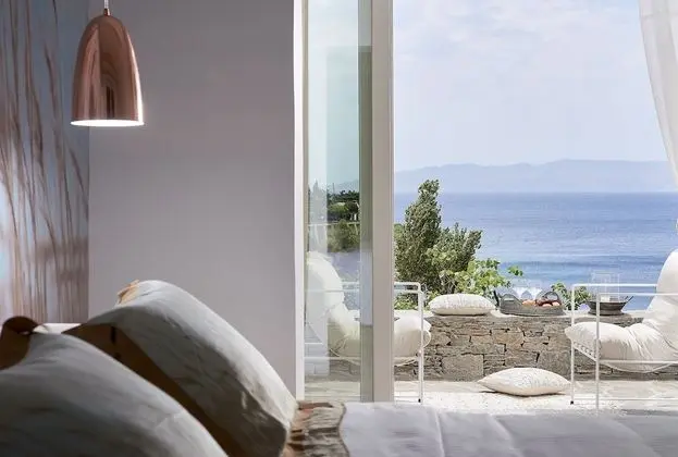 Deluxe Tek Büyük Yataklı Oda, Deniz Manzaralı, Zemin Kat