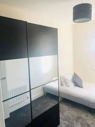 Ev