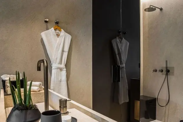 Deluxe Tek Büyük Yataklı Oda, 1 Büyük (Queen) Boy Yatak ve Çekyat, Deniz Manzaralı, Zemin Kat