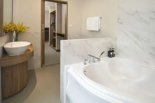 Suite Room